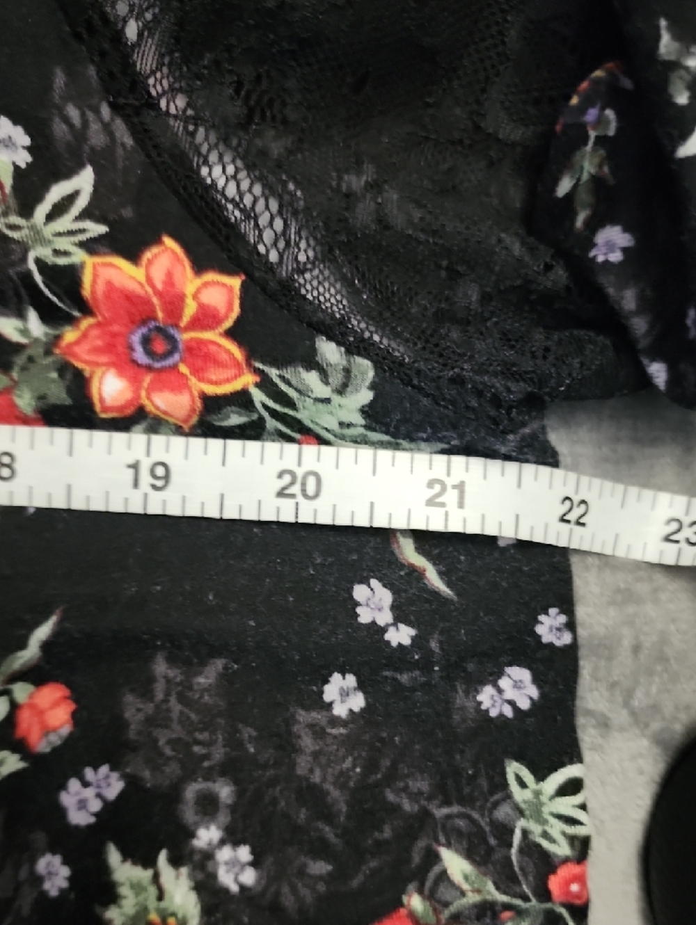 torrid Black Floral V-Neck Blouse with Lace Yoke - Picture 3 of 8